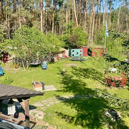 Gruenzeit Ferienwohnung, Vor Der Haustuere